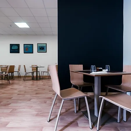 Albina Hotel